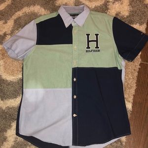 Men’s Tommy Hilfiger Button down Medium